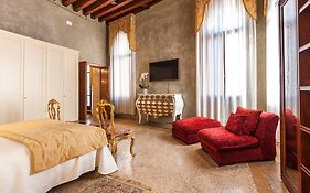 Ca' Cappellis - Luxury B&B And Exclusive Apartments